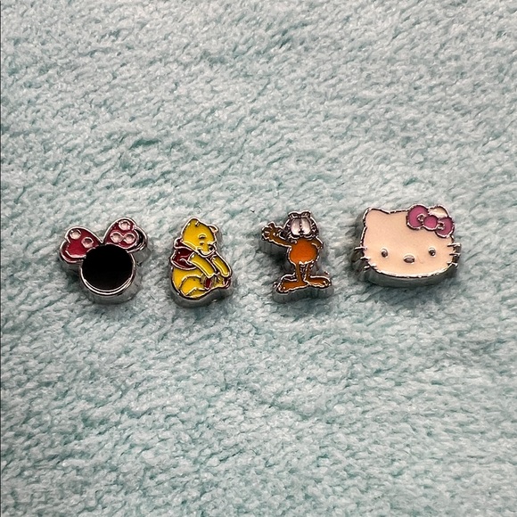 Floating Locket Charms - Picture 1 of 1